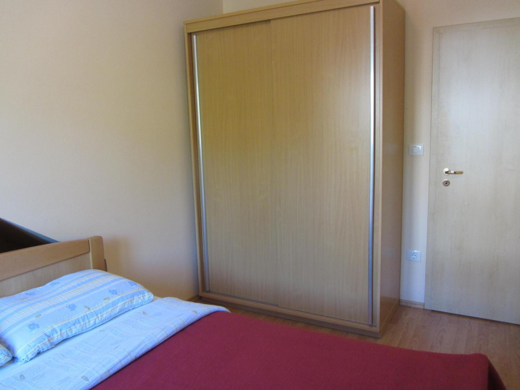 Apartments Dilja مالينسكا الغرفة الصورة
