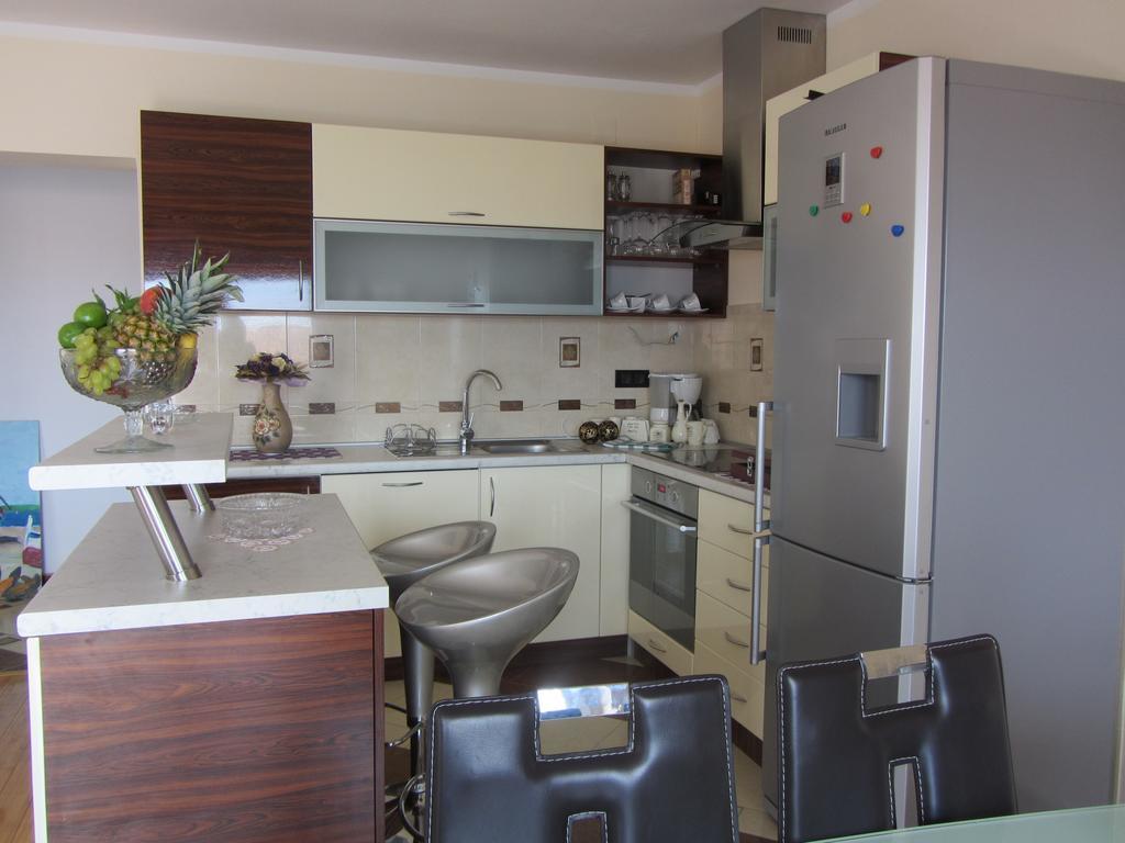 Apartments Dilja مالينسكا الغرفة الصورة
