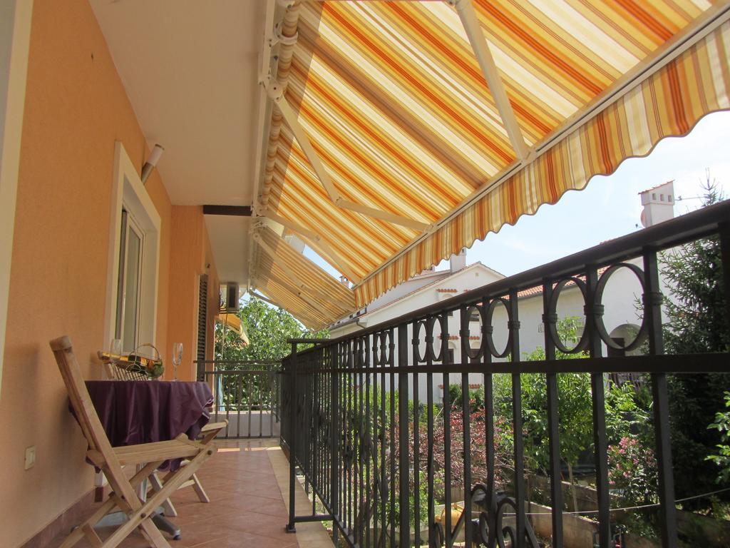 Apartments Dilja مالينسكا الغرفة الصورة