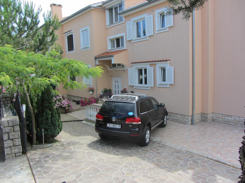 Apartments Dilja مالينسكا المظهر الخارجي الصورة